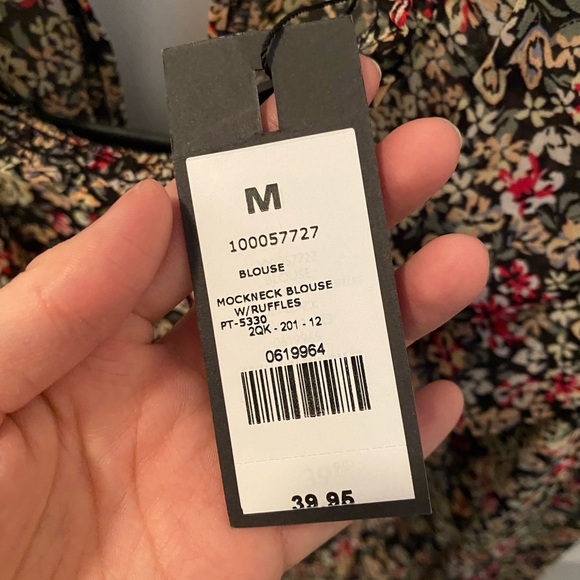 Dynamite blouse - Picture 3 of 4